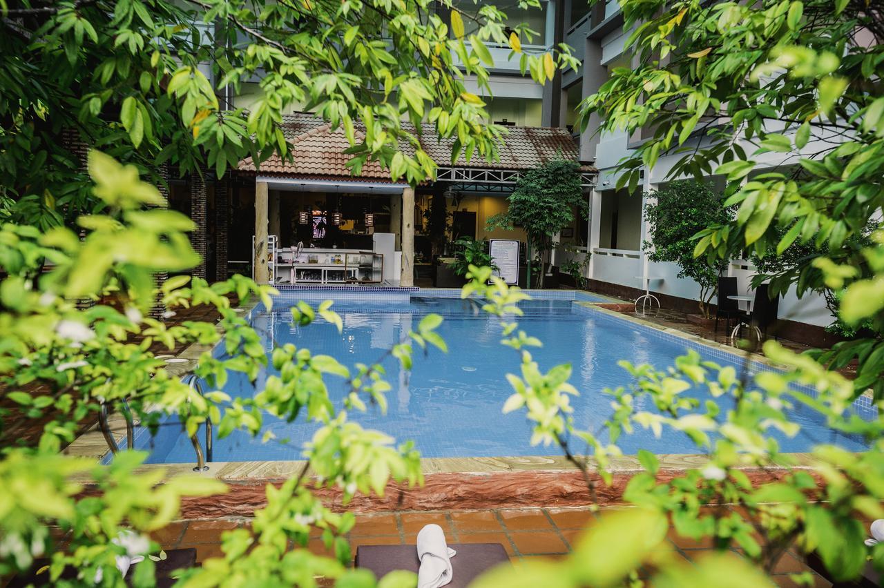 Sihanoukville Plaza Hotel Dış mekan fotoğraf