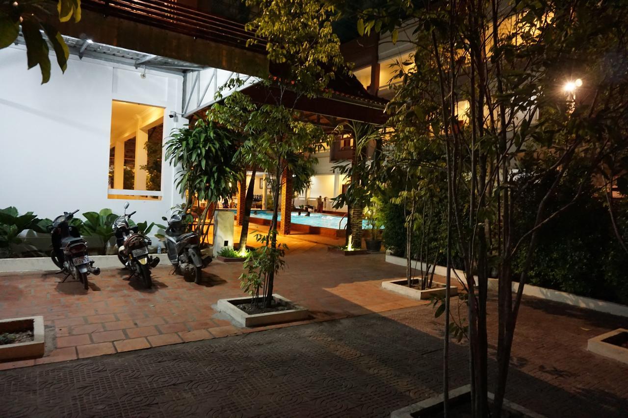 Sihanoukville Plaza Hotel Dış mekan fotoğraf