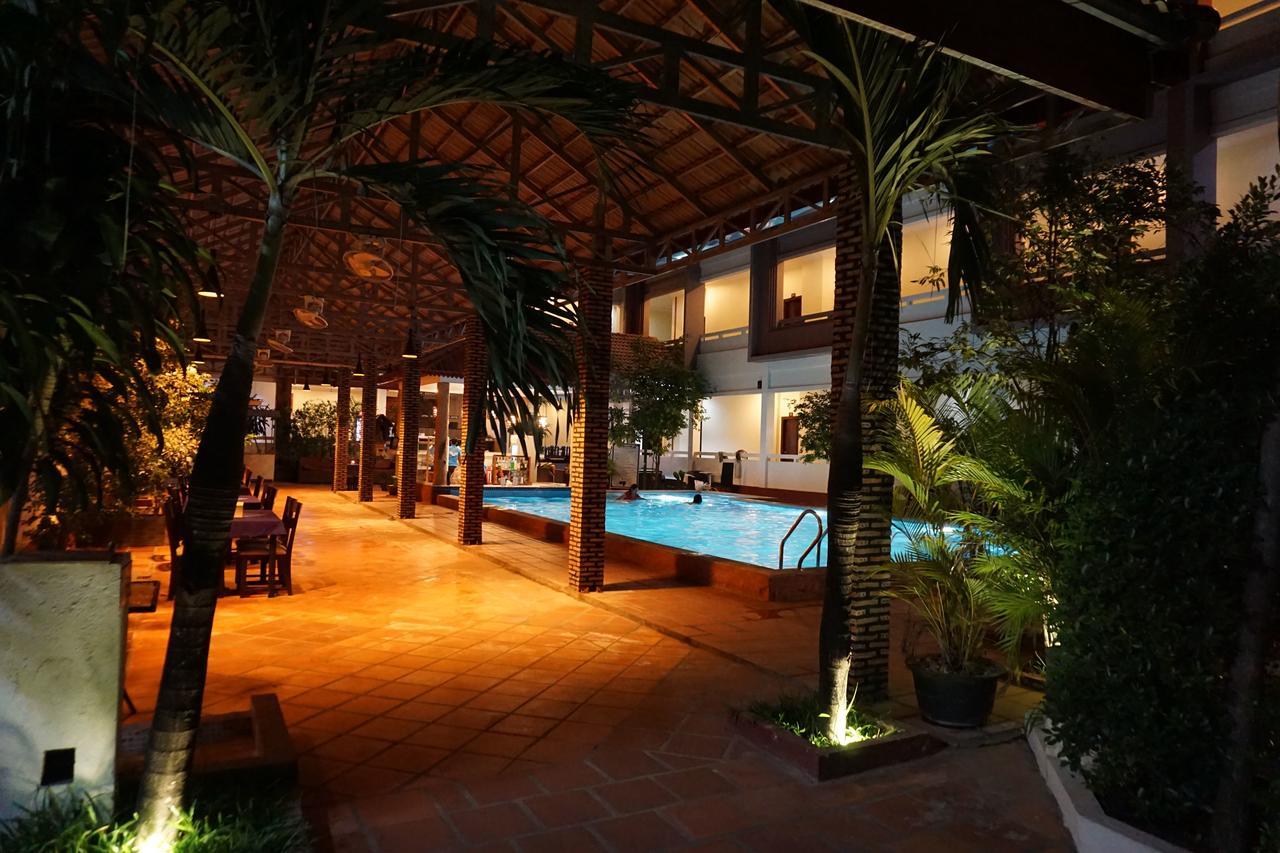 Sihanoukville Plaza Hotel Dış mekan fotoğraf