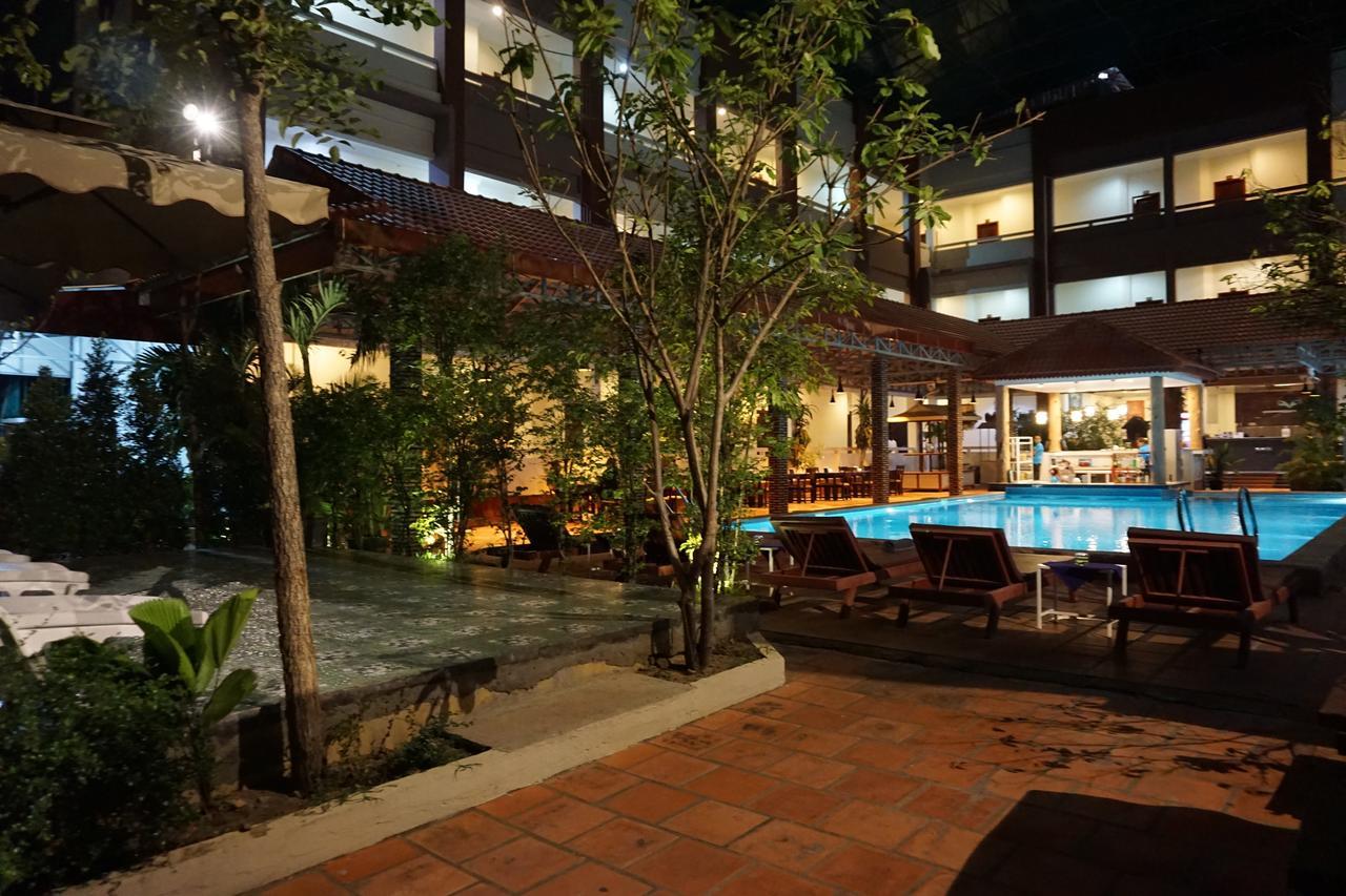 Sihanoukville Plaza Hotel Dış mekan fotoğraf